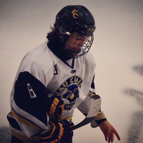 Meet your Posher, Jett - Picture 1 of 1